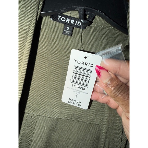 TORRID Olive Green Drapey Utility Jacket Pockets Drawstring Size 2 - Picture 4 of 6